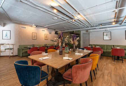 Малый зал в Малый зал