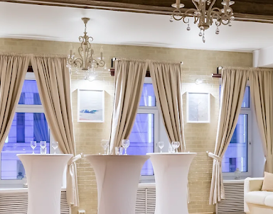  ресторан Loft Lodge на Алексеевской