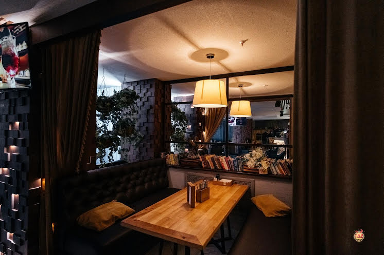 Основной зал в «Чо? Капчо» фотография №10