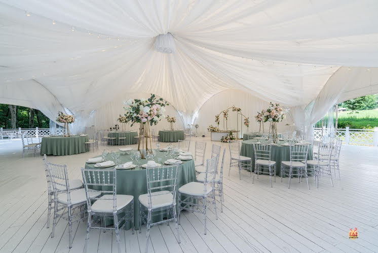 Шатер  в «Emerald Parkway» фотография №2