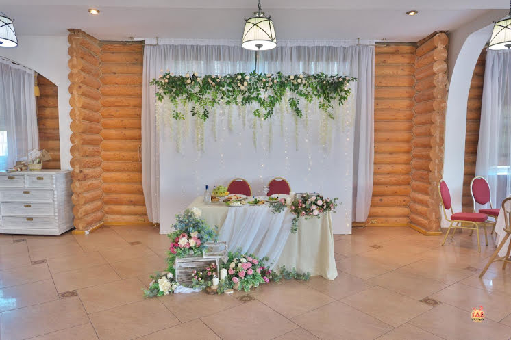 Банкетный зал в «Семигорье» фотография №19