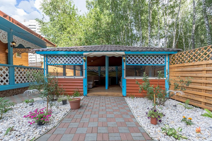 Закрытая летняя веранда в «Генацвале на Краснопольском» фотография №9