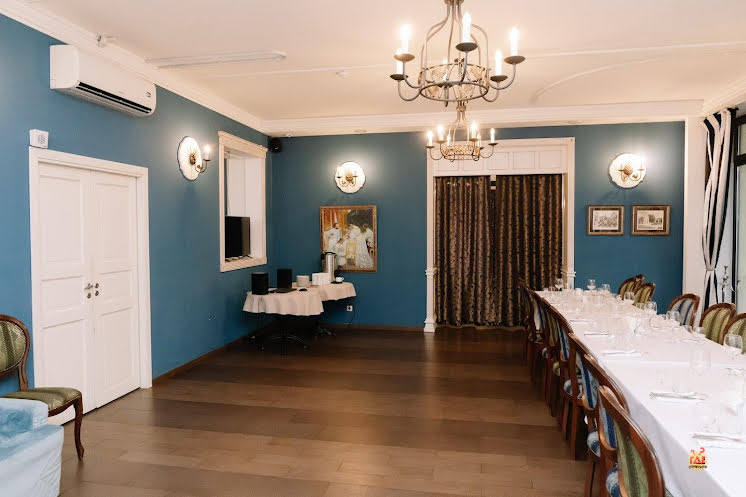 Банкетный зал «СамоварЪ»  в «Богемия на Вавилова» фотография №4