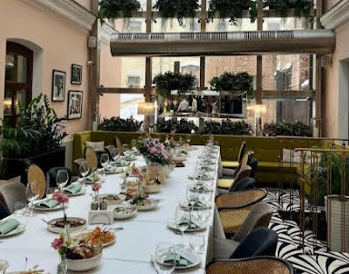  ресторан 12 Grand Cafe