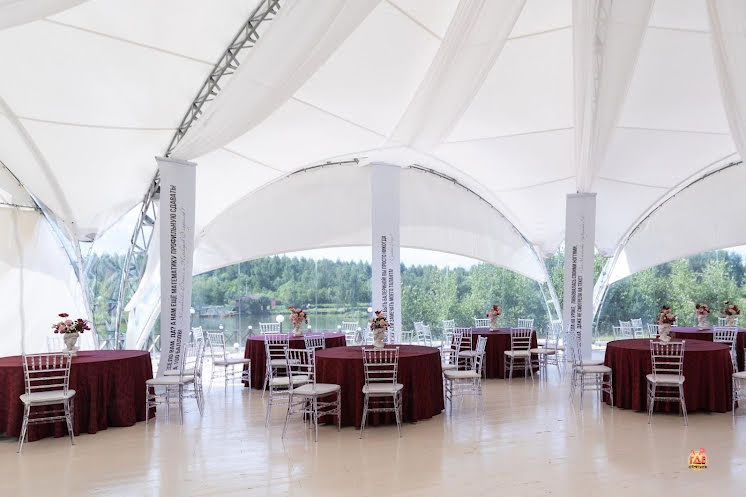 Шатер на озере в «Конюшня» фотография №10