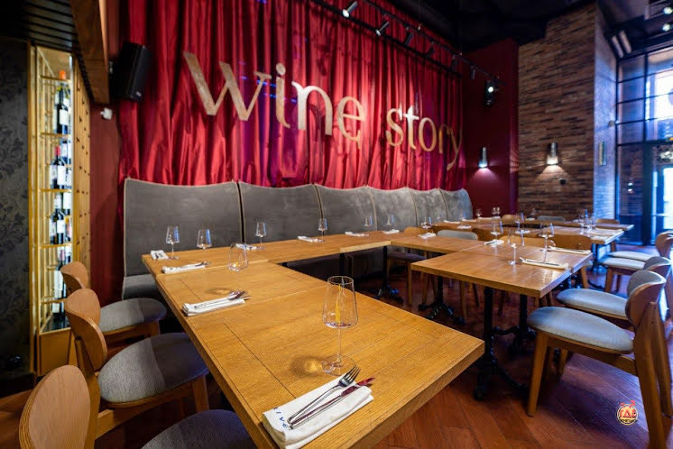 Зал " Wine Story" в «River, Wine Story» фотография №9