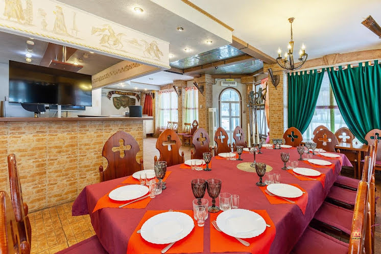 Основной зал в «Камелот» фотография №5