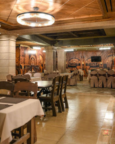 Основной зал в «Мускат» фотография №18