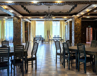  ресторан Очаровательная полянка