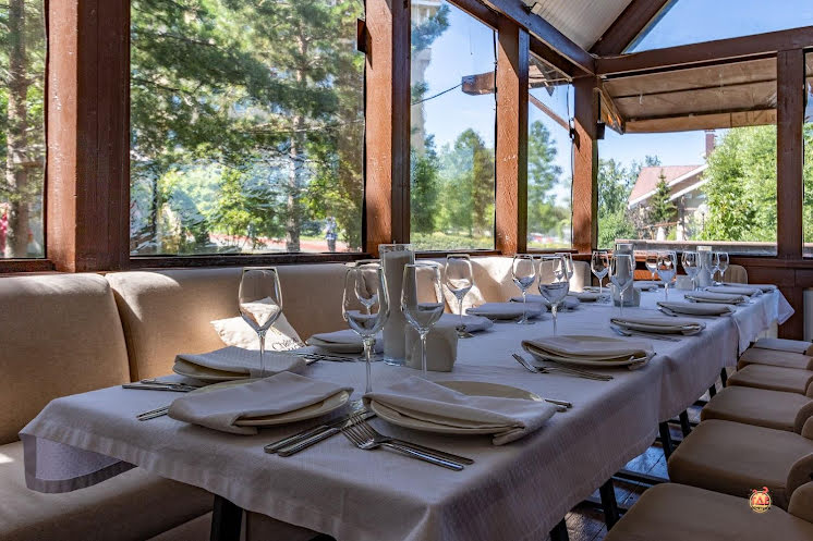 Летний ресторан Château Tamagne в «SMOLINOPARK» фотография №4