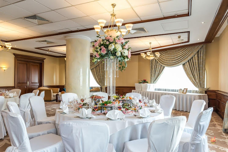 Зал «Петровский» в «Сафмар Аврора Люкс» фотография №4