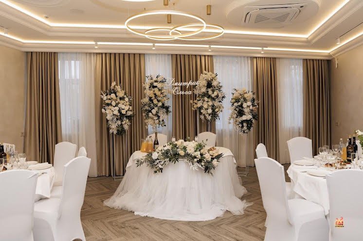 Большой зал в «Атмосфера» фотография №8