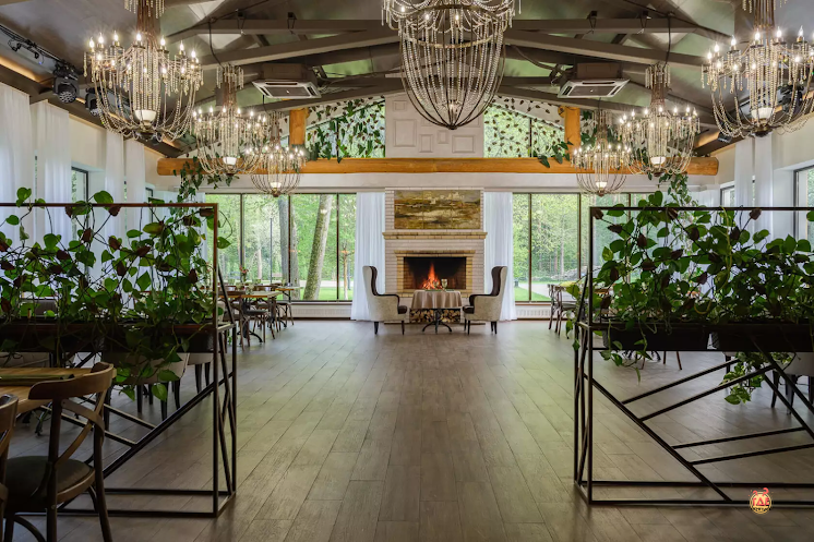 Зал ресторана в «LaFa» фотография №4