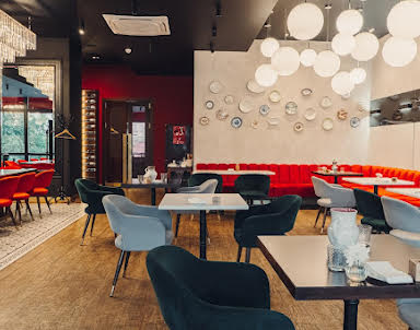  ресторан Bistrot LeMoujik на Морской