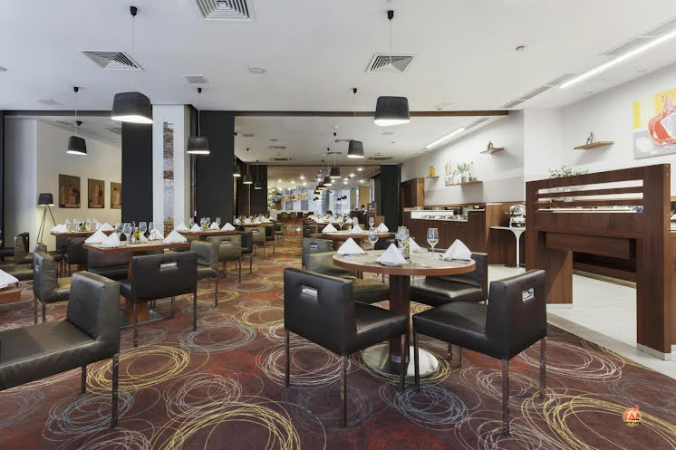 Ресторан Olive Lounge в «Novotel Yekaterinburg Centre» фотография №10