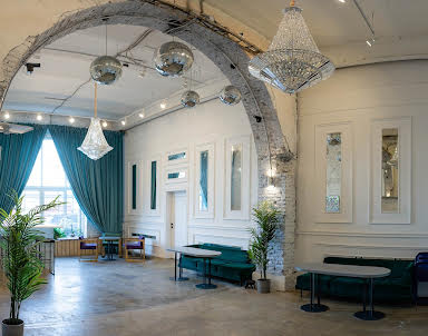  ресторан COM.NATA на Петроградской