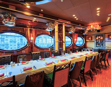  ресторан Лодка