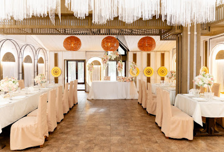 Белый зал в Малый зал №2