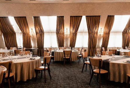 Банкетный зал  в Малый банкетный зал 1 этаж 