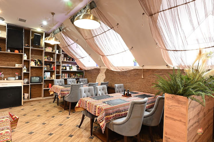 Зал "Таверна" в «Мимино» фотография №10