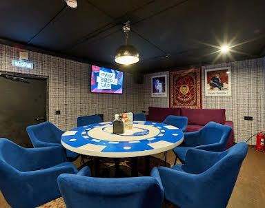  ресторан Руки Вверх!