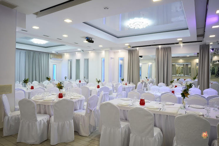 Зеркальный зал в «Лагуна» фотография №2