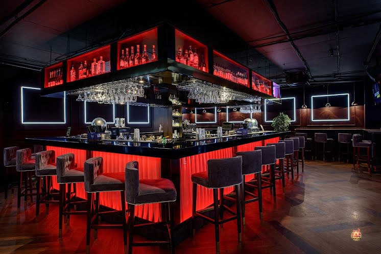 Основной зал в «BlackDoors» фотография №3