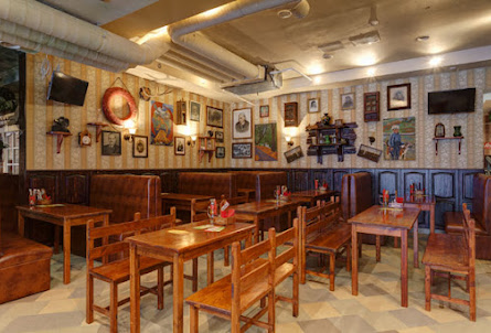 Основной зал в Зал «Барный»