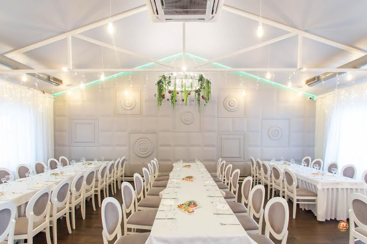 Большой зал  в «Астория» фотография №11