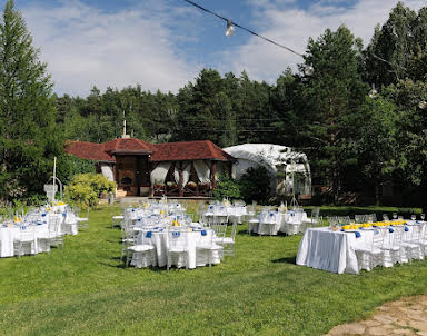  ресторан Уральский Двор