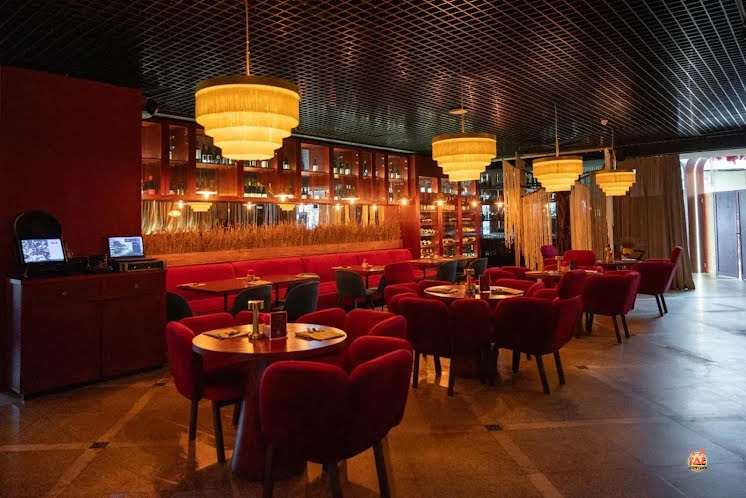 Основной зал в «САГА» фотография № 1