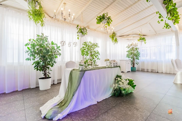 Основной зал в «Риверсайд» фотография №2