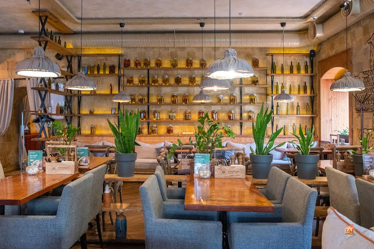 Основной зал в «Марико» фотография №2