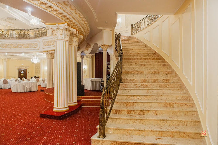 Зал "Центральный" в «Версаль» фотография №3