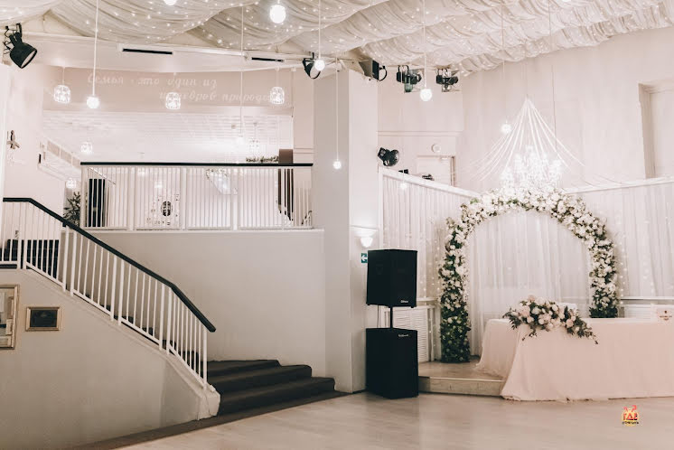 Банкетный зал в «Дом Семейных Торжеств» фотография №10