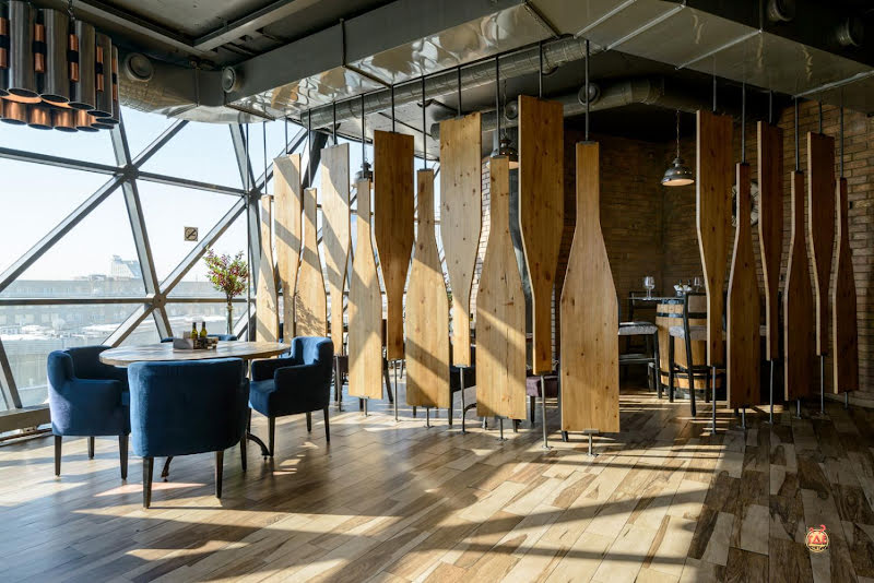 Гриль и бутыль фотография №11