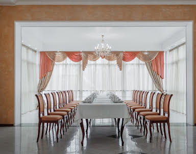 Новый год в Ассамблея