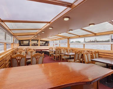  ресторан Теплоход "Галактика"