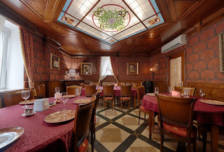 Зал «Красный» в Зал «Красный»