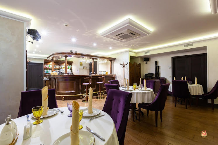 Основной зал в «Необыкновенный» фотография №14