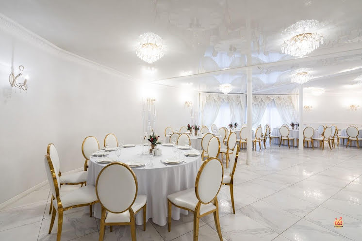 Большой зал в «БониМариЯ» фотография №10