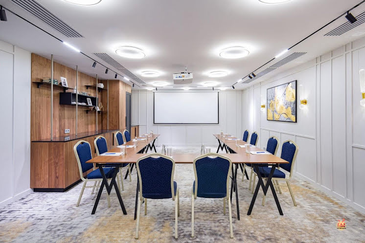 Canopy в «DoubleTree by Hilton Novosibirsk» фотография №2