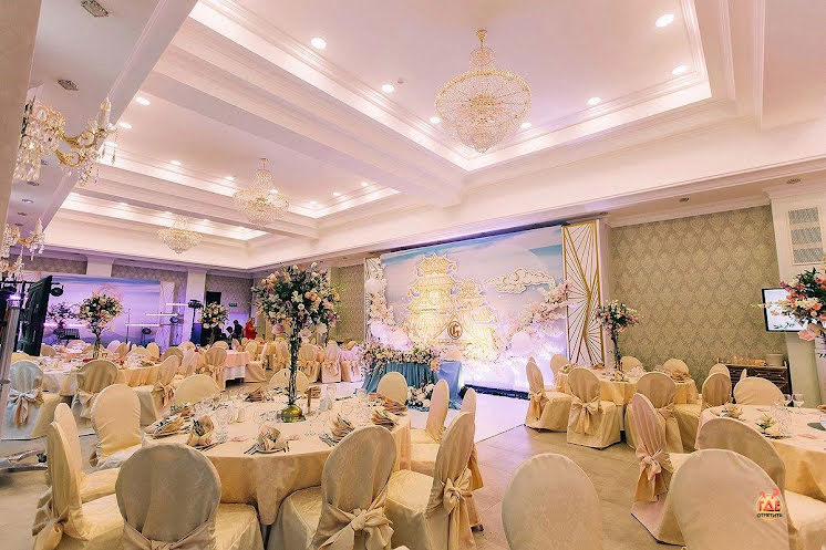 Зал на 120 человек в «Дворец Купидона» фотография №2