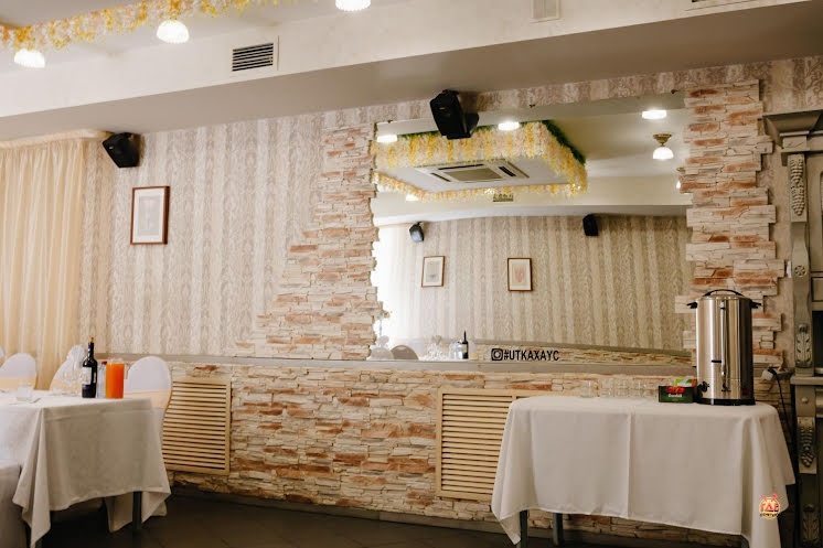 Зал «Золотой» в «Utka Хаус» фотография №5