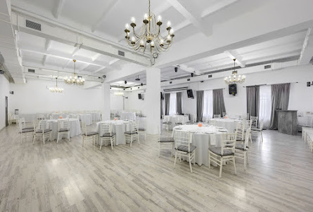 Банкетный зал №1 в Банкетный зал №2