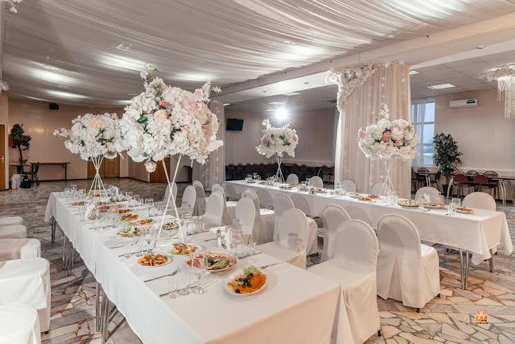 Большой банкетный зал в «Виктория» фотография №9