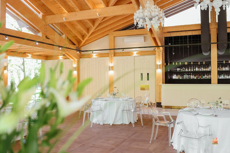 Большой банкетный зал в «Зеленое озеро» фотография №12