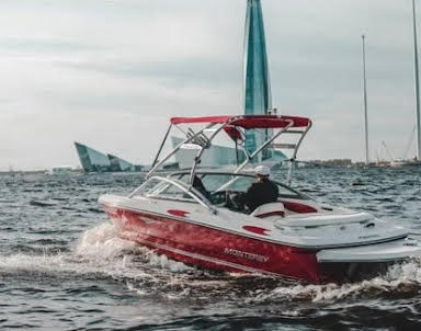  ресторан YES BOAT