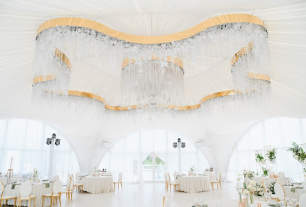 Новый шатер в Открытый шатер у бассейна