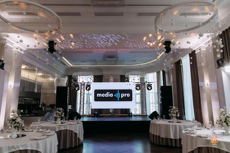 Большой зал в «Шато» фотография №6